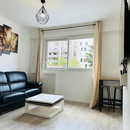 Tres Agreable Studio A Villeurbanne Exteriör bild